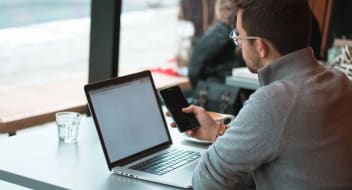 chatbot vs conversational AI